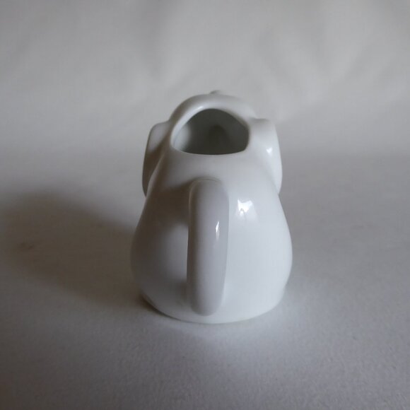 HIC BRAND WHITE ELEPHANT MINI CREAMER PITCHER 2 OUNCE (NEW) - Picture 2 of 7